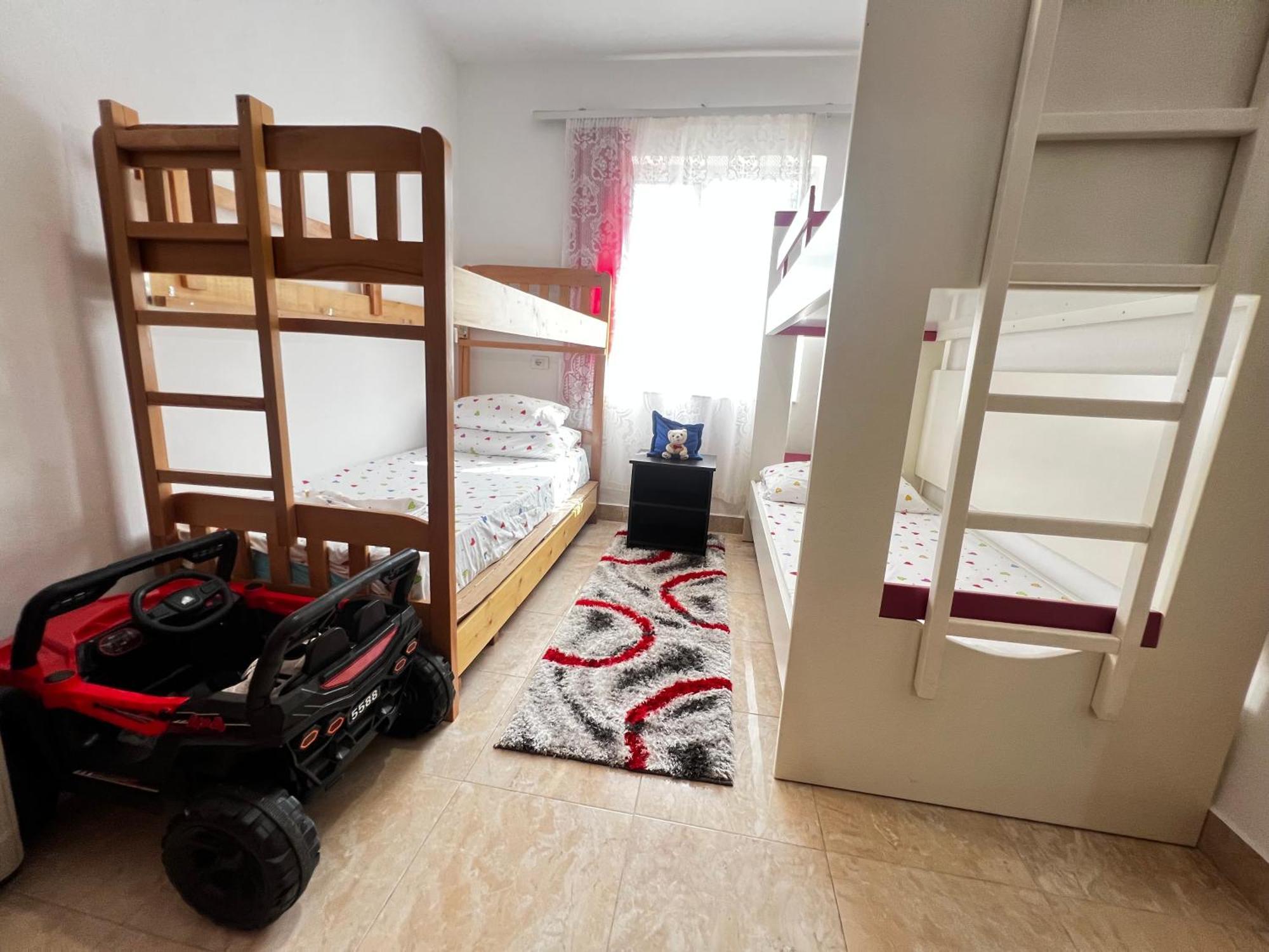 Chateau Sukaj Villa Ljaknasi
